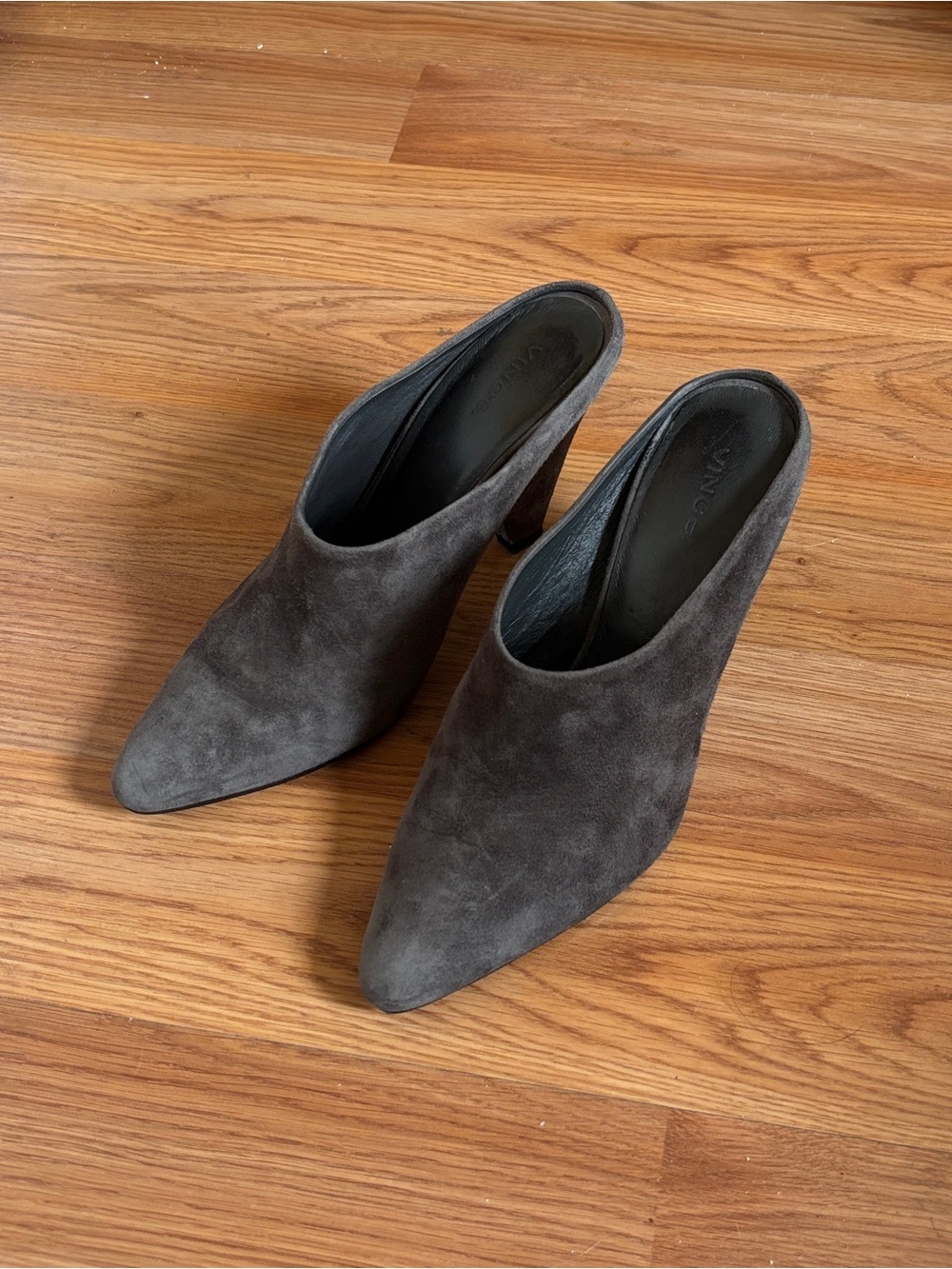 Vince Gray Suede Pointed Toe High Heel Size 38